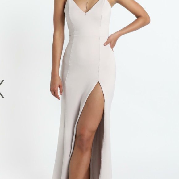Dare to dream Split Maxi Dress - Picture 1 of 6